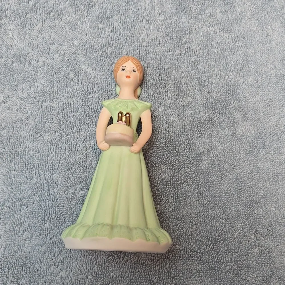 1982 Enesco Growing Up Birthday Girls Figurine -  Age 11